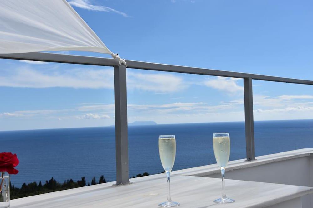 Hotel Blue Boutique Dhërmi
